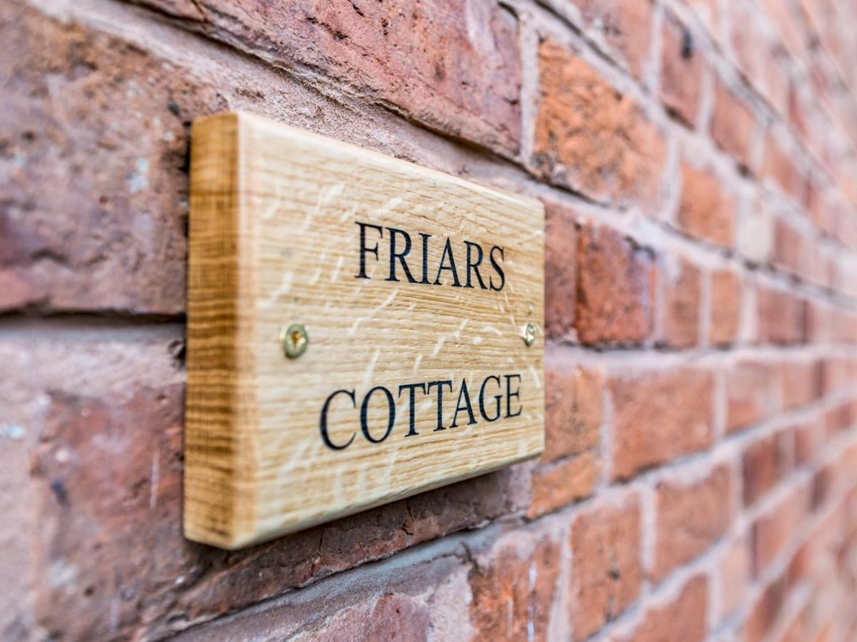 לאדלו Pass The Keys Cosy 2 Bedroom Victorian Cottage מראה חיצוני תמונה